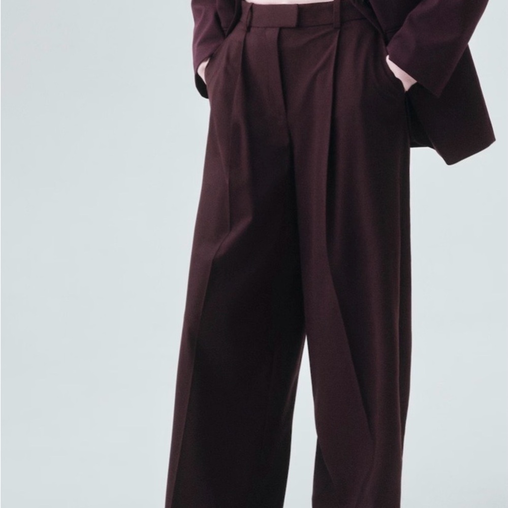 NWT Mango Selection Dark Burgundy Straight Leg Wool Pants Size 2